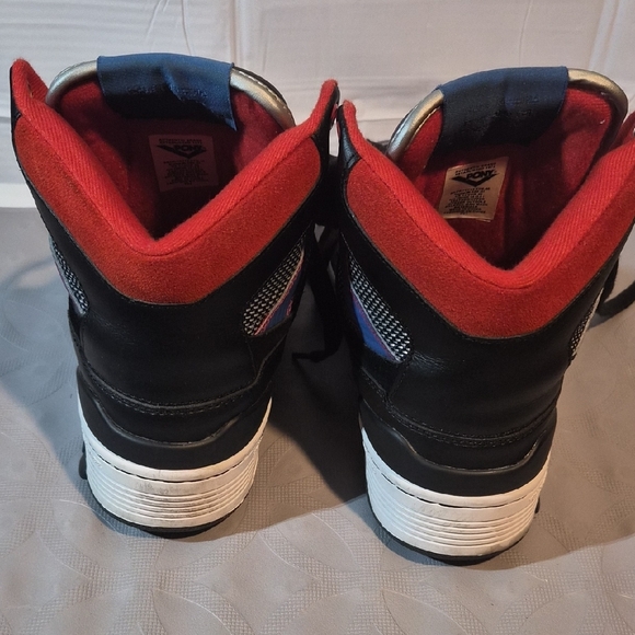 PONY Men's Black, Blue, and Red Sneakers Size 11 (Fits Like 10.5) No Box - Picture 2 of 8